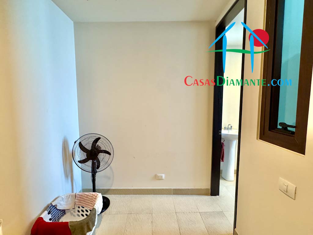 La Isla Gran Caimán 603 - Cuarto de servicio 2 La Isla Gran Caimán 603 - Cuarto de servicio 2
